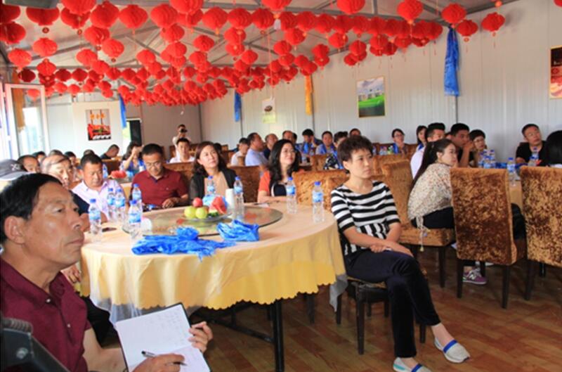 協(xié)會(huì )搭平臺 企業(yè)唱大戲  共譜休閑觀(guān)光農牧業(yè)新篇章 ——內蒙古休閑觀(guān)光農牧業(yè)產(chǎn)業(yè)研討沙龍召開(kāi)