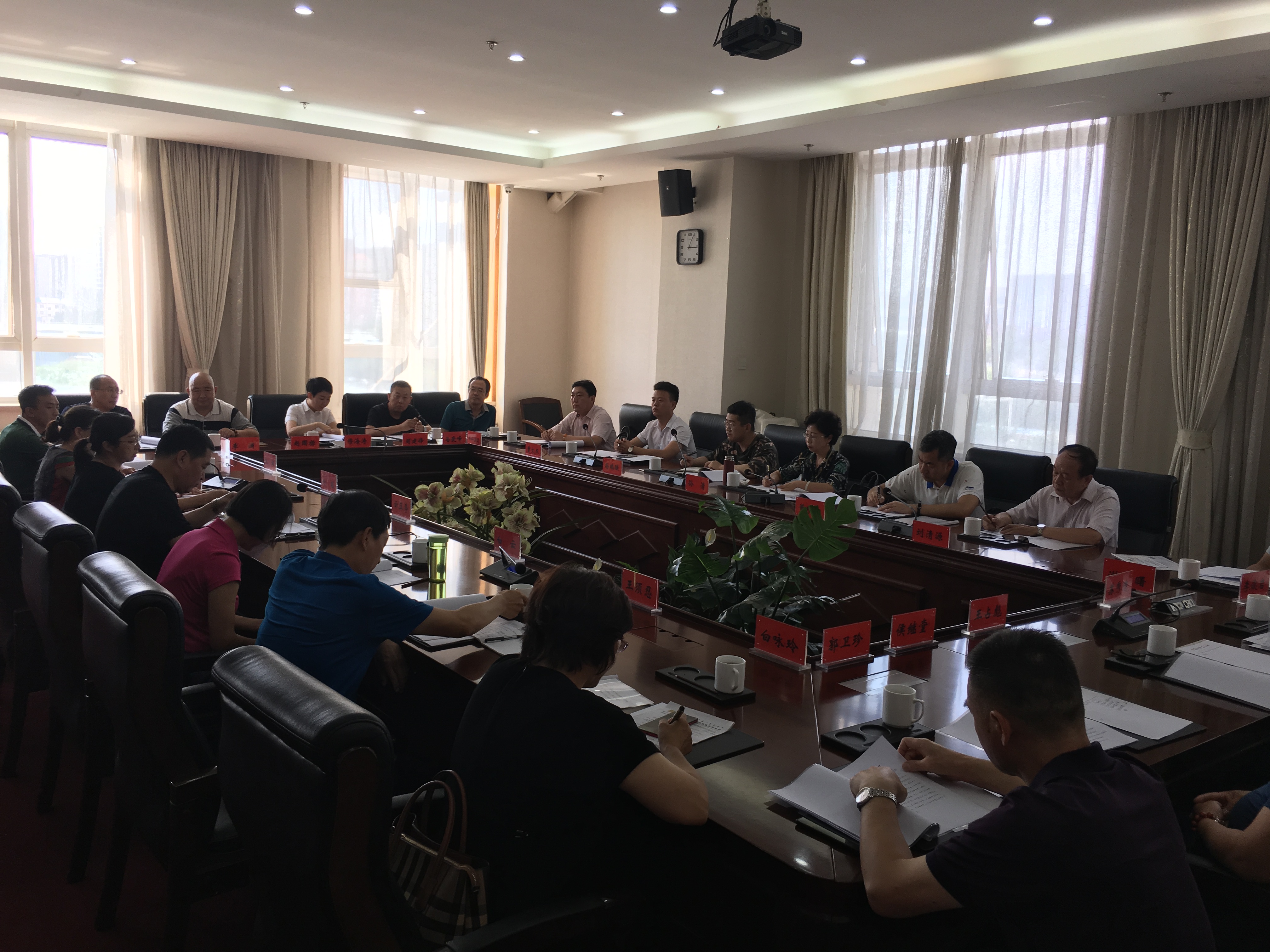 不忘初心 牢記使命 主題教育專(zhuān)題調研工作在呼和浩特市召開(kāi)