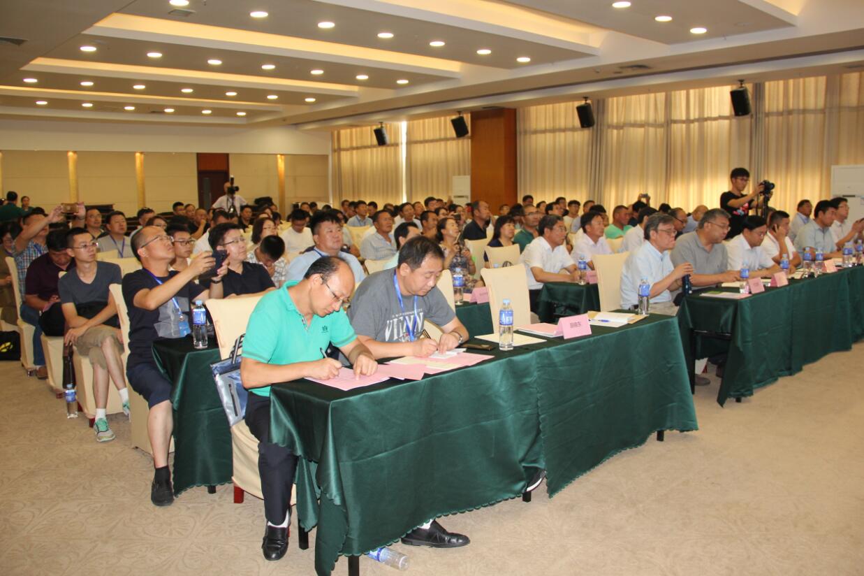 內蒙古肉牛肉羊產(chǎn)業(yè)高質(zhì)量發(fā)展論壇如期舉行